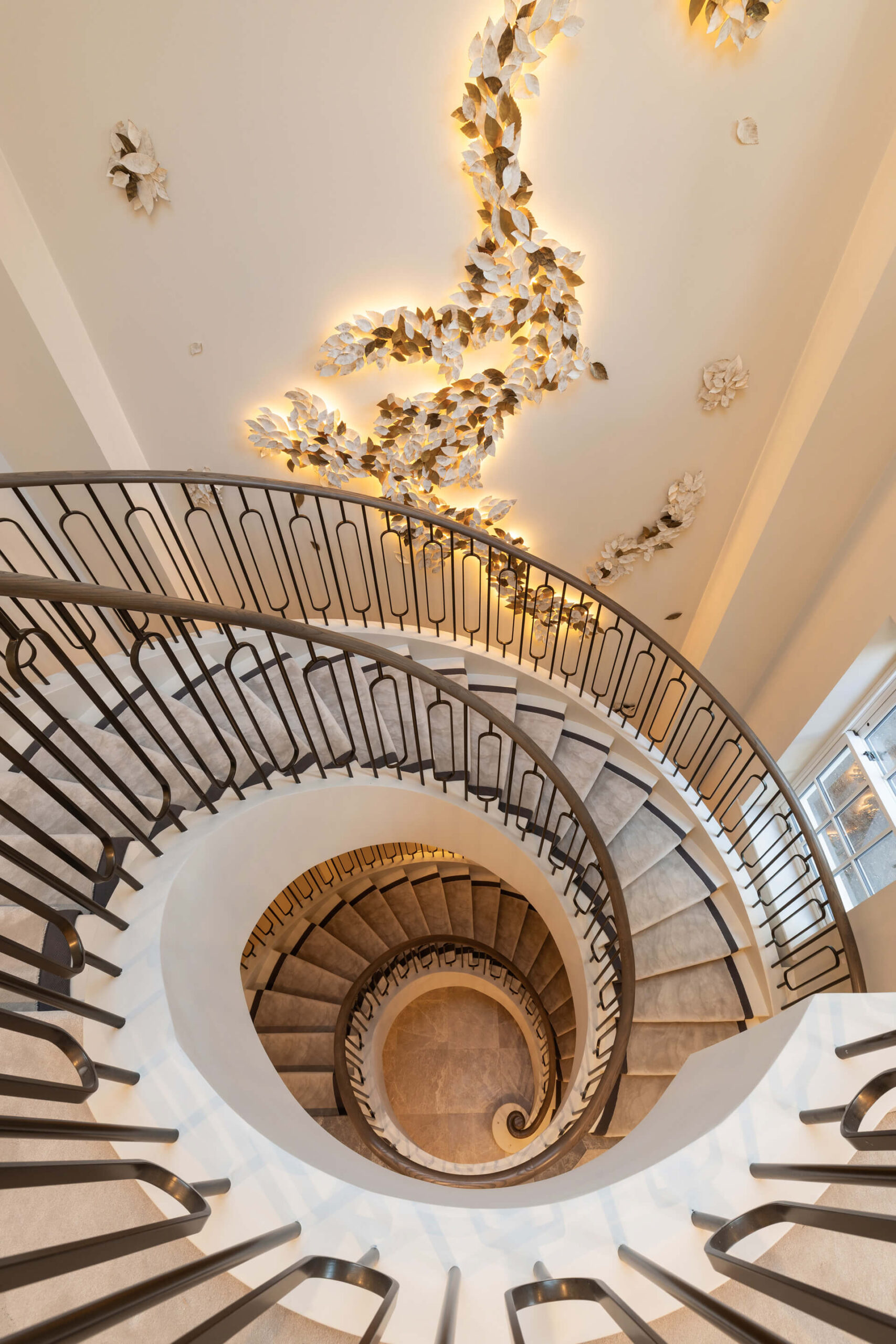 An exquisite new home in Esher (20)