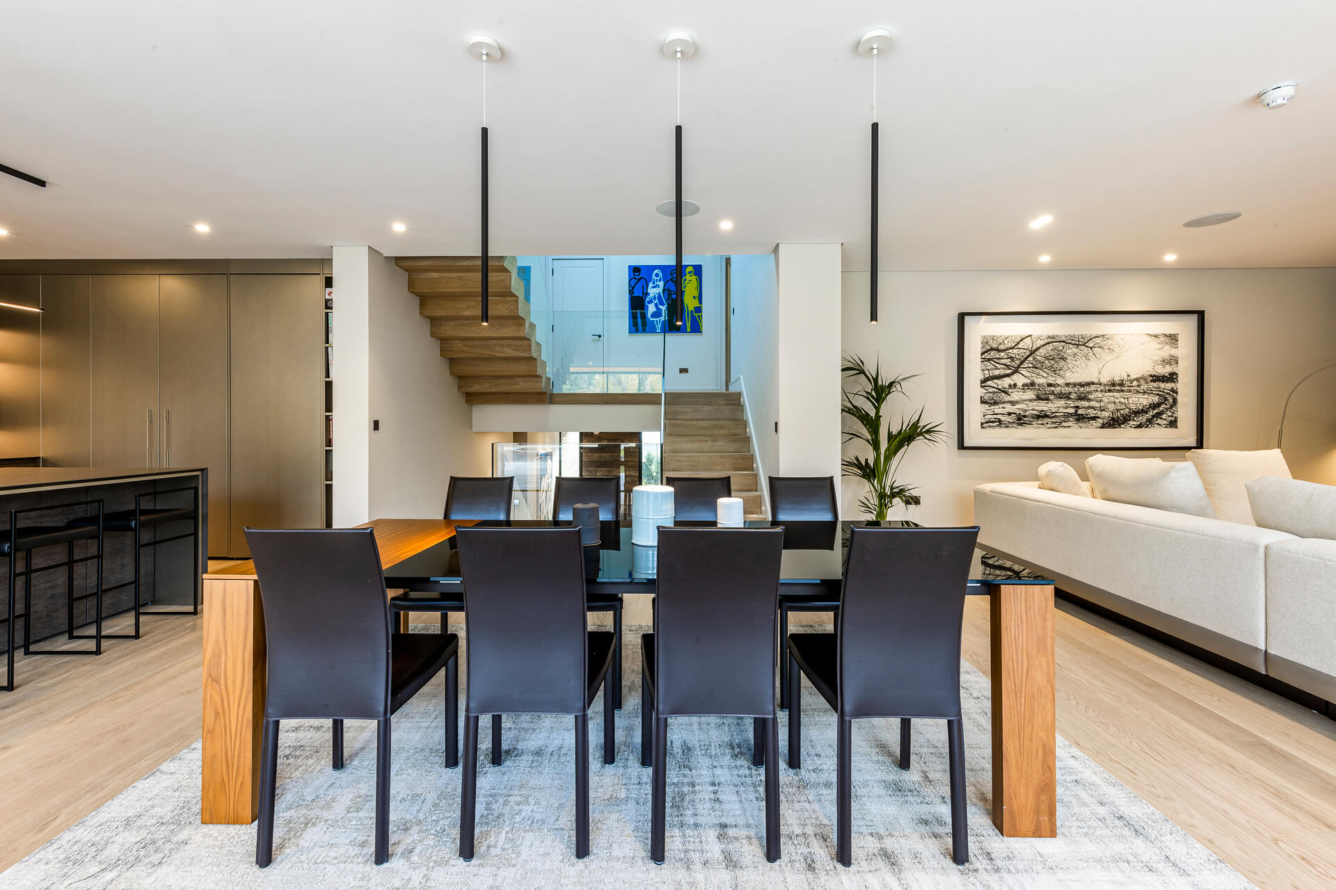 Contemporary new build in Cobham (10)
