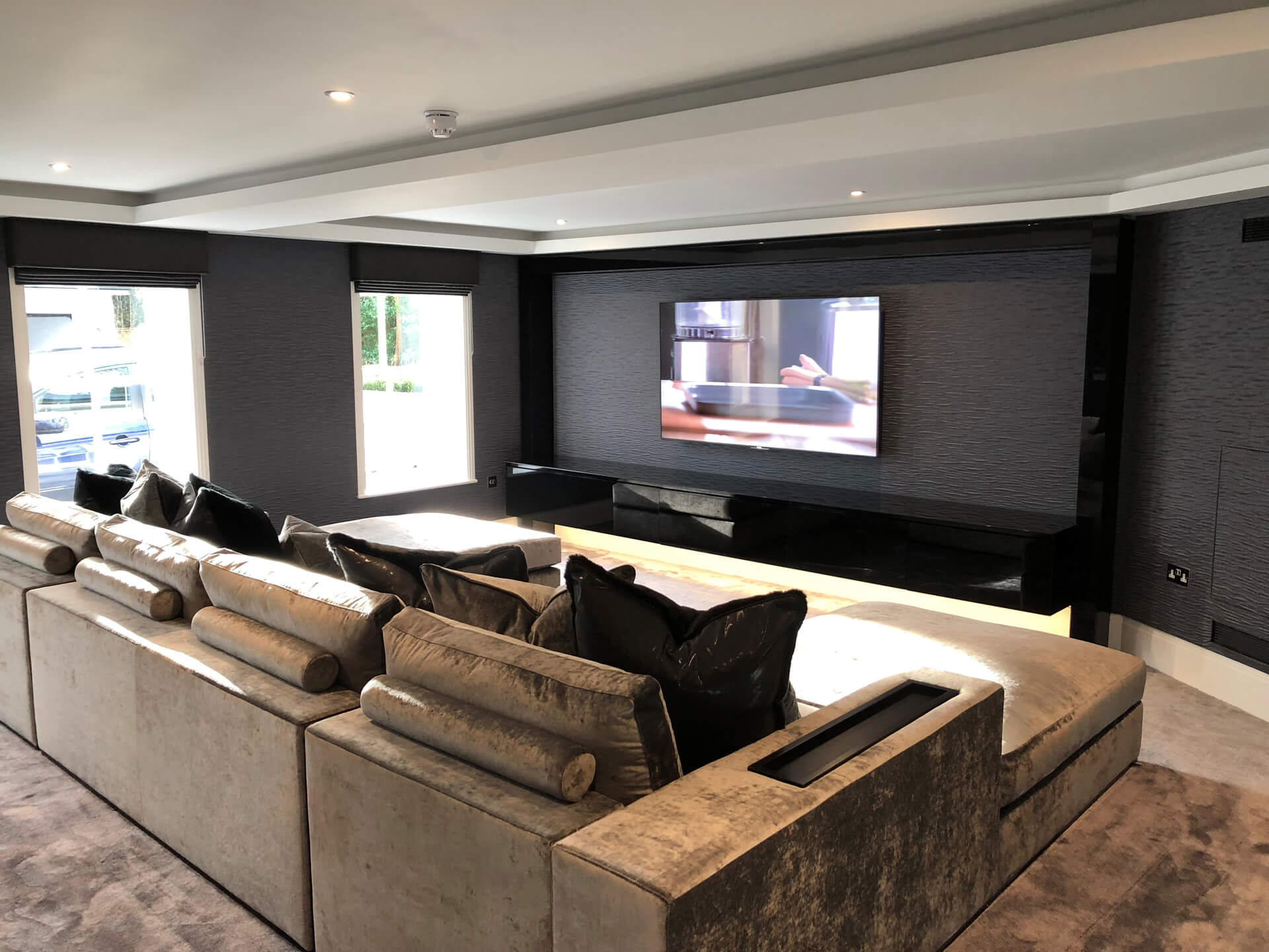 Spectacular redevelopment in Cobham (30)