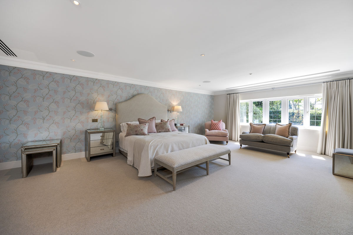inicio-bespoke-cobham-completed-project (4)